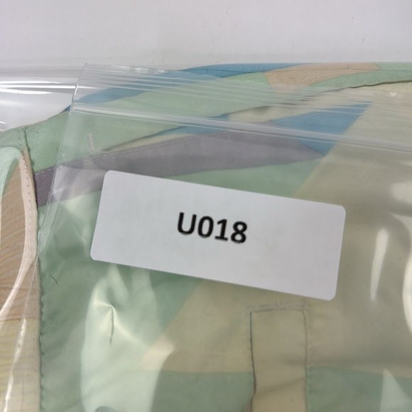 21 Men Men's yellow pastel  shorts / trunks - Picture 9 of 9